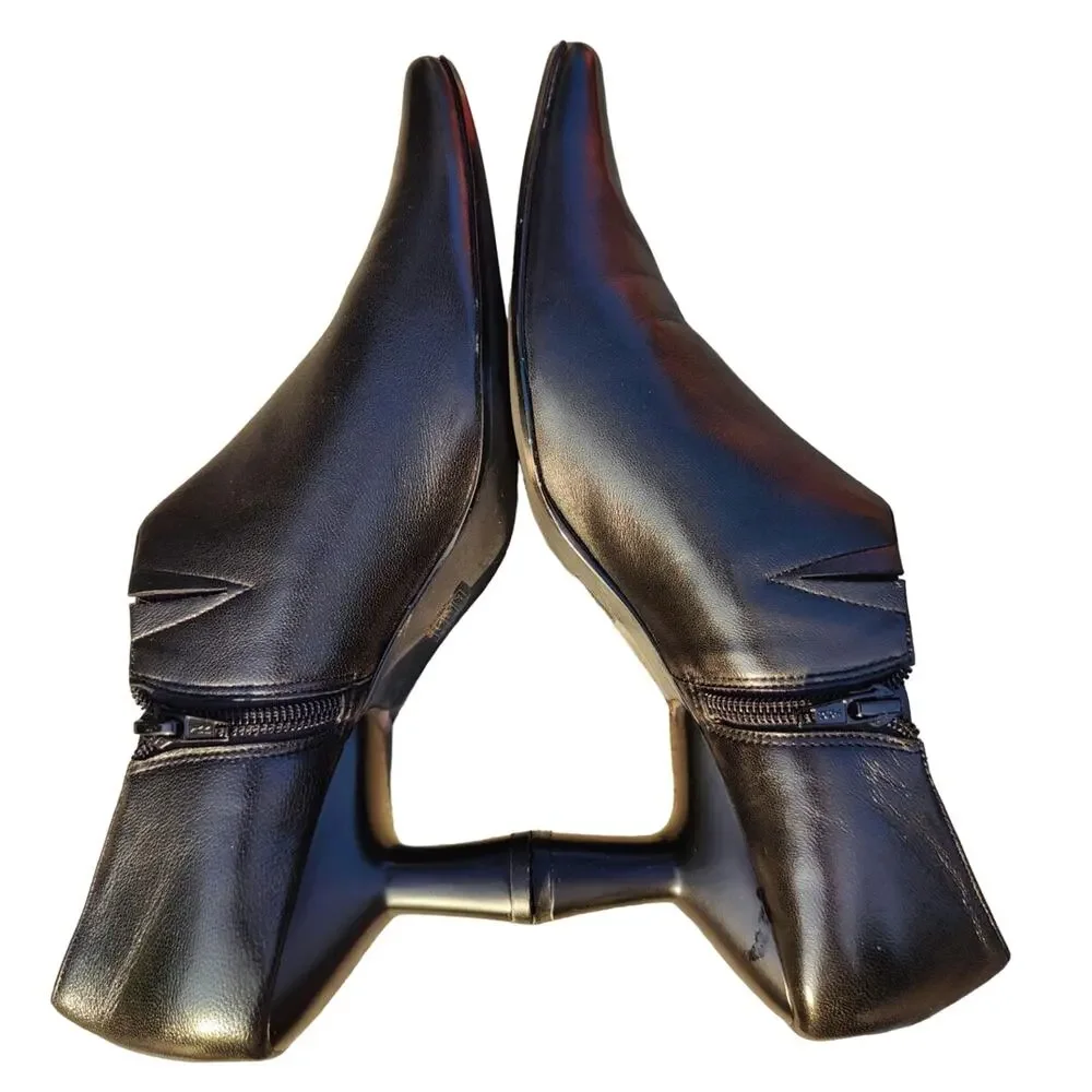 Vintage black leather Y2K Booties sz 10 by linea roma